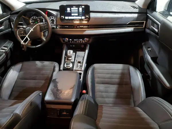 JA4J4VA89RZ076314 2024 MITSUBISHI OUTLANDER - Image 8