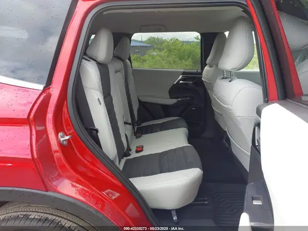 JA4J4VA89SZ012392 2025 MITSUBISHI OUTLANDER - Image 8
