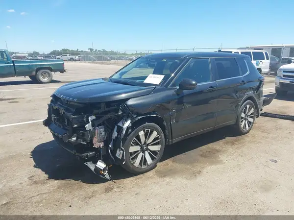 JA4J4VA89SZ053430 2025 MITSUBISHI OUTLANDER - Image 2