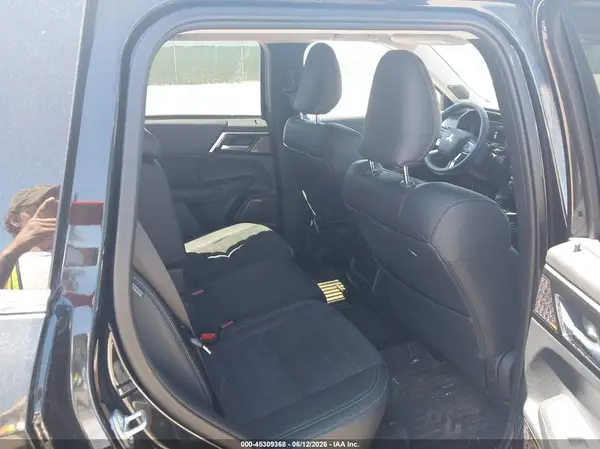 JA4J4VA89SZ053430 2025 MITSUBISHI OUTLANDER - Image 8