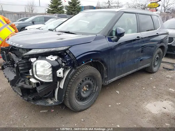 JA4J4VA89SZ624785 2025 MITSUBISHI OUTLANDER - Image 2