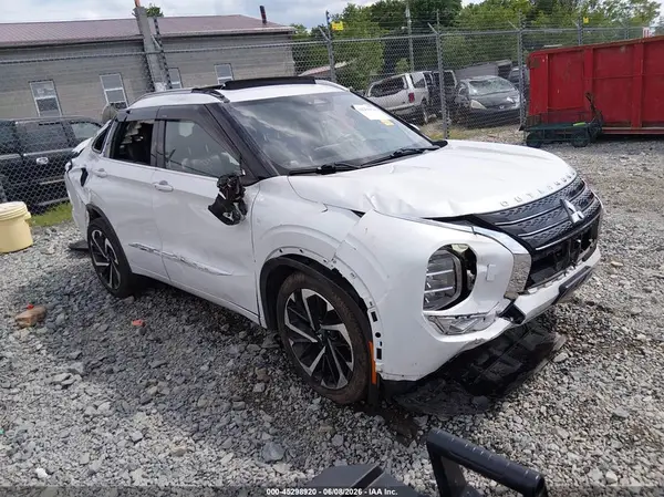 JA4J4VA8XNZ037676 2022 MITSUBISHI OUTLANDER - Image 1