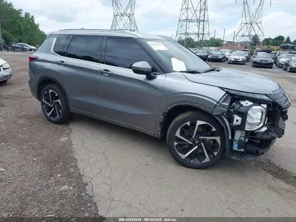 JA4J4VA8XNZ084643 2022 MITSUBISHI OUTLANDER - Image 1