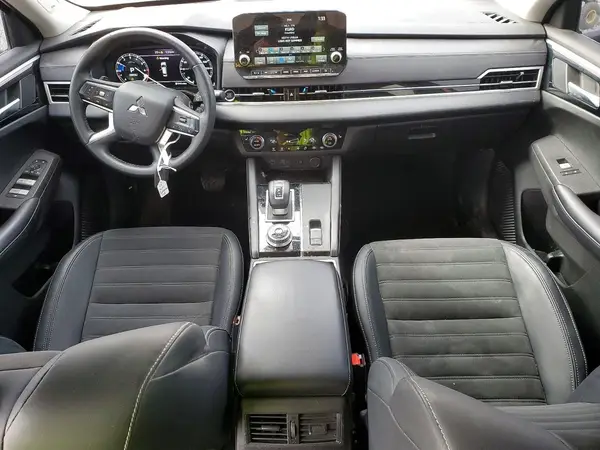 JA4J4VA8XRZ003274 2024 MITSUBISHI OUTLANDER - Image 8