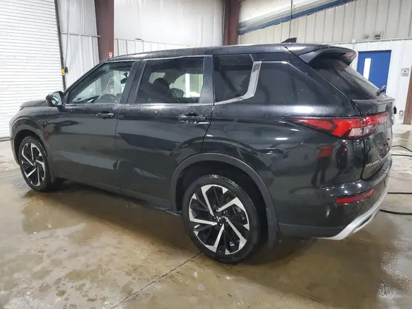 JA4J4VA8XRZ024657 2024 MITSUBISHI OUTLANDER - Image 2