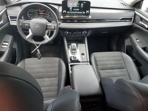 JA4J4VA8XRZ032077 2024 MITSUBISHI OUTLANDER - Image 8