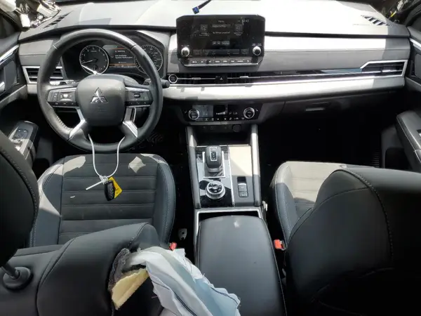 JA4J4VA8XRZ050255 2024 MITSUBISHI OUTLANDER - Image 8