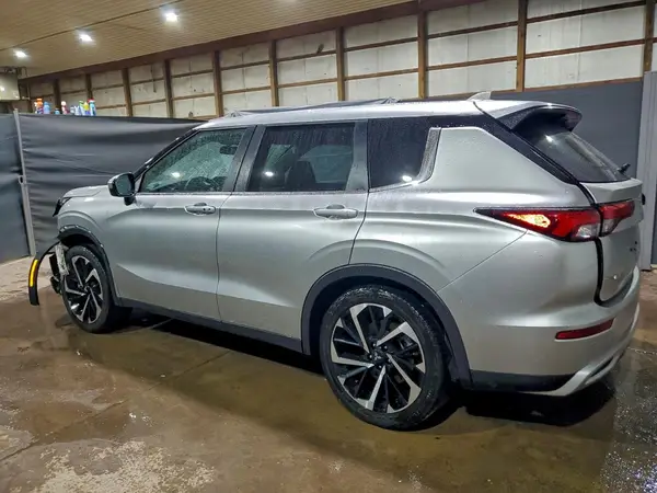 JA4J4VA8XRZ051759 2024 MITSUBISHI OUTLANDER - Image 2
