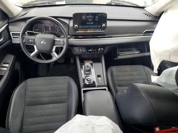 JA4J4VA8XRZ064317 2024 MITSUBISHI OUTLANDER - Image 8