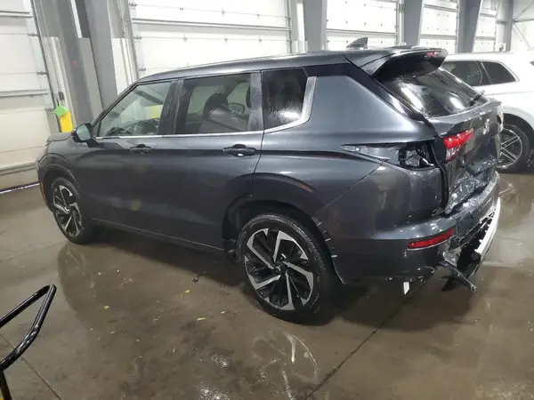 JA4J4VA8XRZ089394 2024 MITSUBISHI OUTLANDER - Image 2