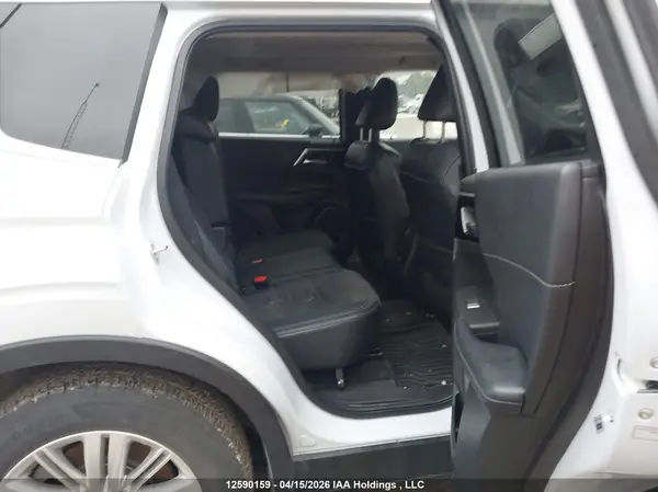 JA4J4VA8XRZ604586 2024 MITSUBISHI OUTLANDER - Image 8
