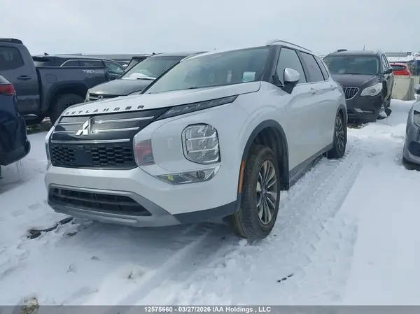 JA4J4VA8XSZ614489 2025 MITSUBISHI OUTLANDER - Image 2
