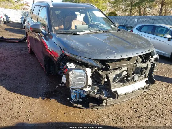 JA4J4WA81SZ016782 2025 MITSUBISHI OUTLANDER - Image 1