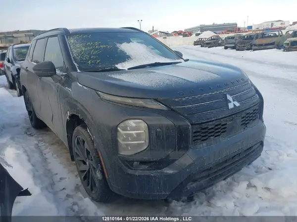 JA4J4WA82RZ634428 2024 MITSUBISHI OUTLANDER - Image 1