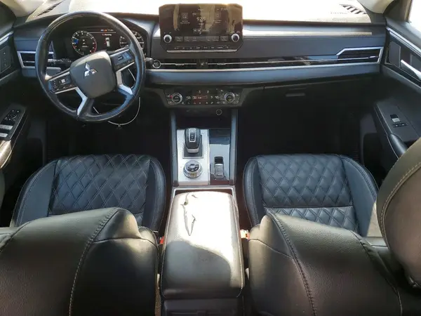 JA4J4WA83RZ004157 2024 MITSUBISHI OUTLANDER - Image 8