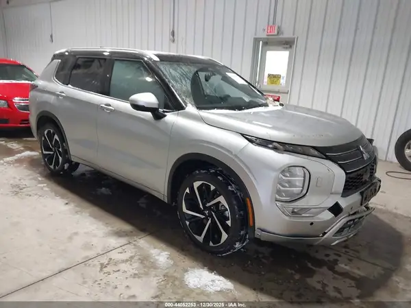 JA4J4WA83RZ053441 2024 MITSUBISHI OUTLANDER - Image 1
