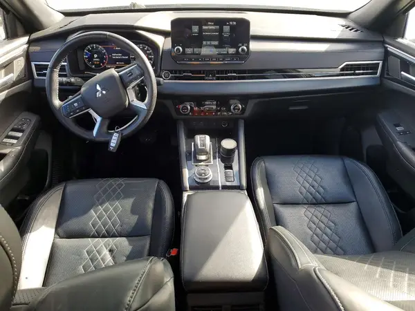 JA4J4WA83RZ077500 2024 MITSUBISHI OUTLANDER - Image 8