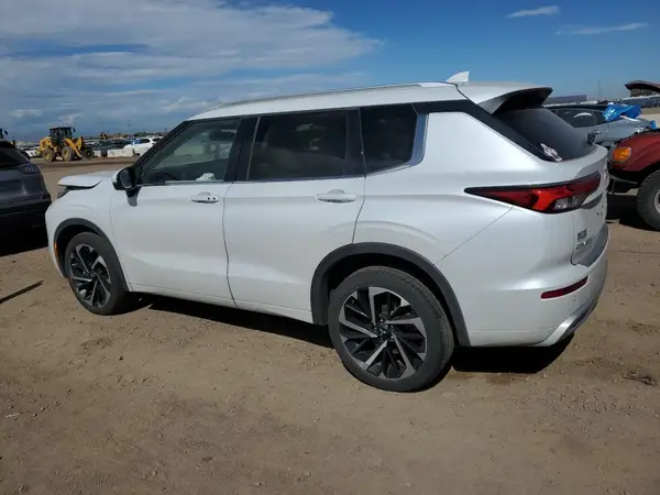 JA4J4WA83RZ089243 2024 MITSUBISHI OUTLANDER - Image 2