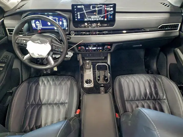 JA4J4WA83SZ017691 2025 MITSUBISHI OUTLANDER - Image 8