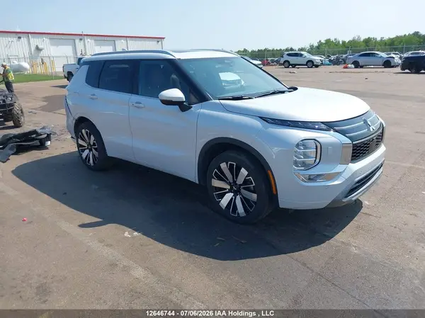 JA4J4WA88SZ624301 2025 MITSUBISHI OUTLANDER - Image 1