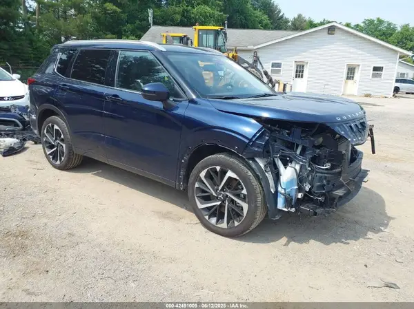 JA4J4WA89RZ007709 2024 MITSUBISHI OUTLANDER - Image 1