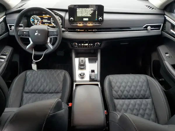 JA4J4WA89RZ032674 2024 MITSUBISHI OUTLANDER - Image 8