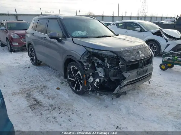 JA4J4WA89RZ608361 2024 MITSUBISHI OUTLANDER - Image 1