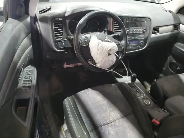 JA4JZ3A38GZ018198 2016 MITSUBISHI OUTLANDER - Image 8