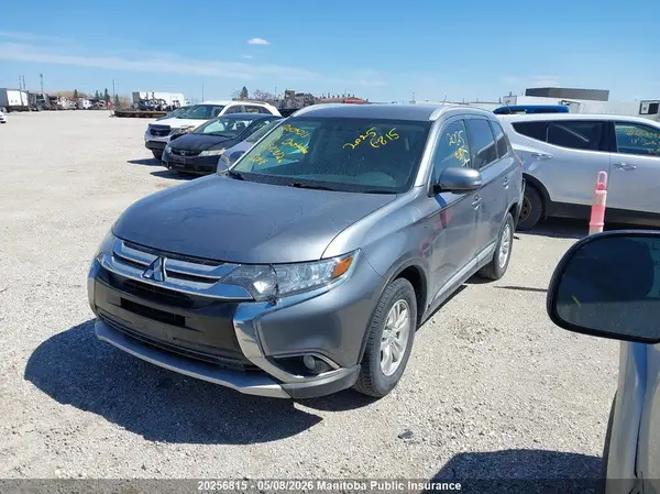 JA4JZ3AX0GZ604011 2016 MITSUBISHI OUTLANDER - Image 2
