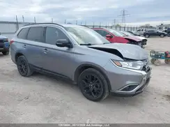JA4JZ3AX0JZ604176 2018 MITSUBISHI OUTLANDER