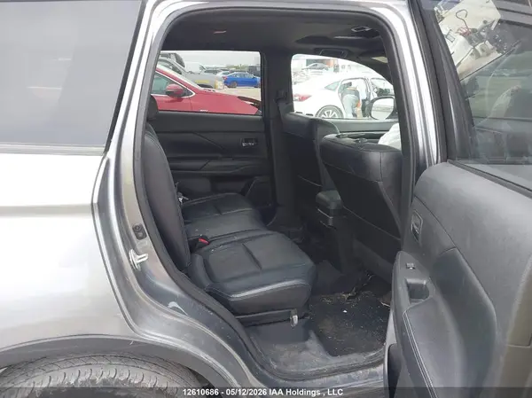 JA4JZ3AX0JZ604176 2018 MITSUBISHI OUTLANDER - Image 8