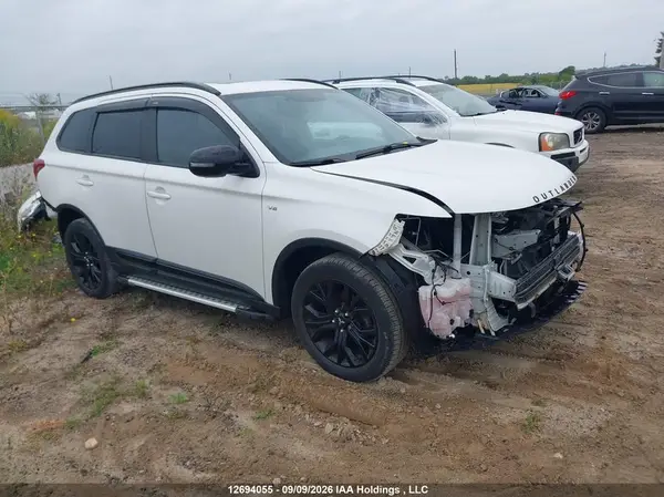 JA4JZ3AX0JZ606882 2018 MITSUBISHI OUTLANDER - Image 1