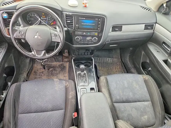 JA4JZ3AX1JZ604039 2018 MITSUBISHI OUTLANDER - Image 8