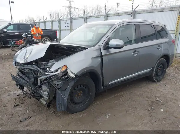 JA4JZ3AX1KZ608870 2019 MITSUBISHI OUTLANDER - Image 2