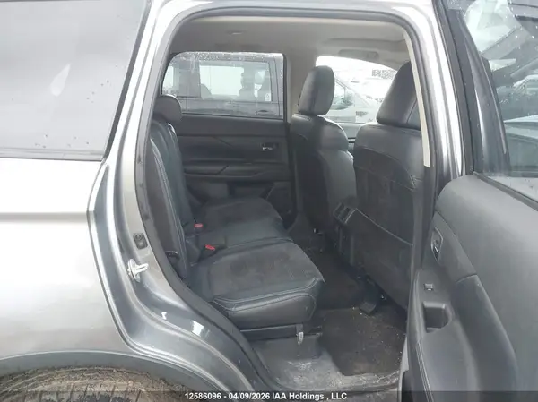 JA4JZ3AX1KZ608870 2019 MITSUBISHI OUTLANDER - Image 8