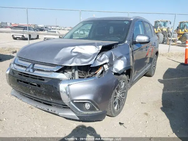 JA4JZ3AX2GZ604656 2016 MITSUBISHI OUTLANDER - Image 2