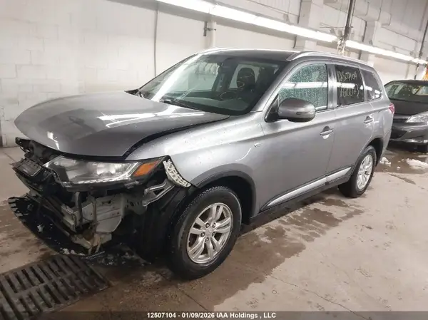 JA4JZ3AX2HZ610023 2017 MITSUBISHI OUTLANDER - Image 2