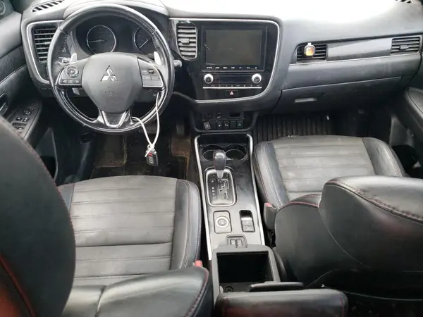 JA4JZ3AX3LZ607849 2020 MITSUBISHI OUTLANDER - Image 8