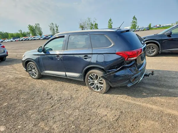 JA4JZ3AX4GZ606845 2016 MITSUBISHI OUTLANDER - Image 2