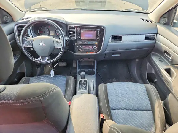 JA4JZ3AX4GZ606845 2016 MITSUBISHI OUTLANDER - Image 8