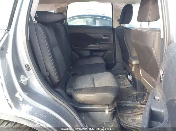 JA4JZ3AX4GZ610507 2016 MITSUBISHI OUTLANDER - Image 8