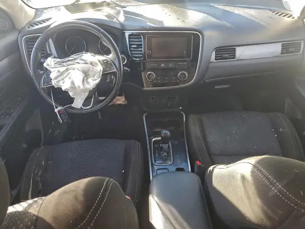 JA4JZ3AX4HZ600352 2017 MITSUBISHI OUTLANDER - Image 8