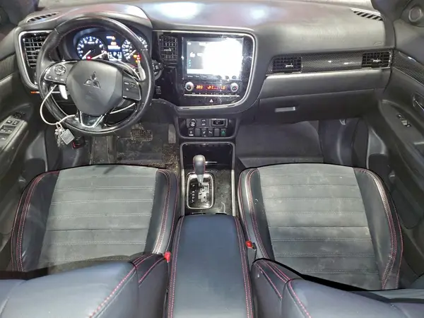JA4JZ3AX4LZ603924 2020 MITSUBISHI OUTLANDER - Image 8