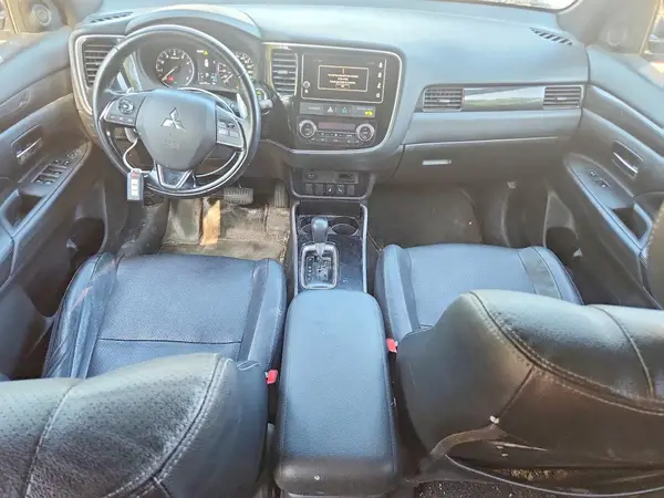 JA4JZ3AX7JZ603865 2018 MITSUBISHI OUTLANDER - Image 8