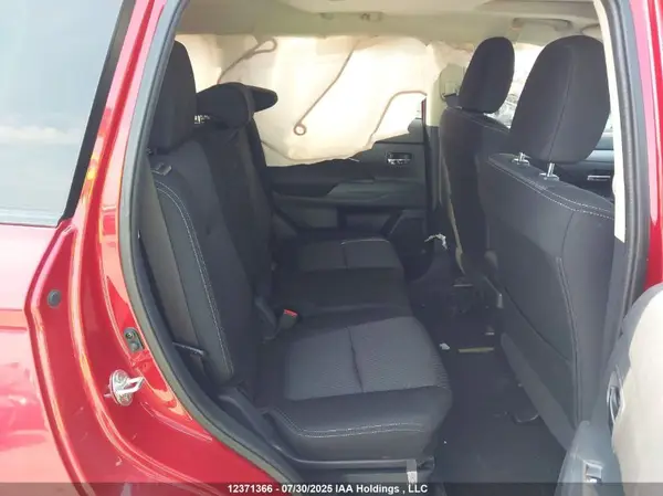 JA4JZ3AX8HZ600564 2017 MITSUBISHI OUTLANDER - Image 8