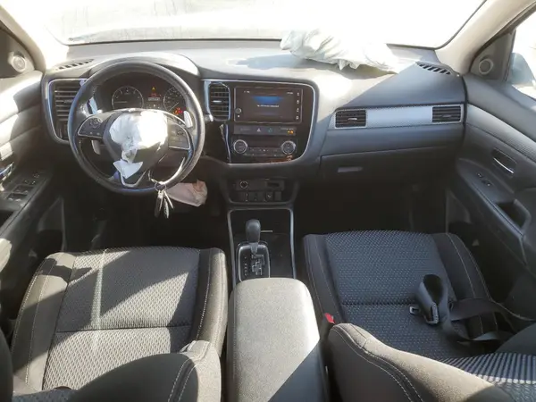 JA4JZ3AX8JZ602613 2018 MITSUBISHI OUTLANDER - Image 8