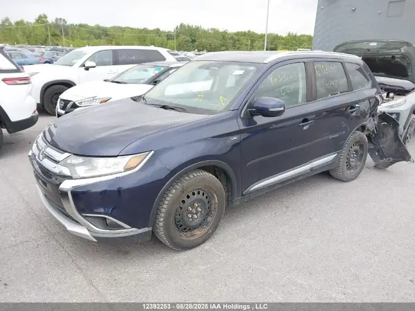 JA4JZ3AX9HZ600248 2017 MITSUBISHI OUTLANDER - Image 2