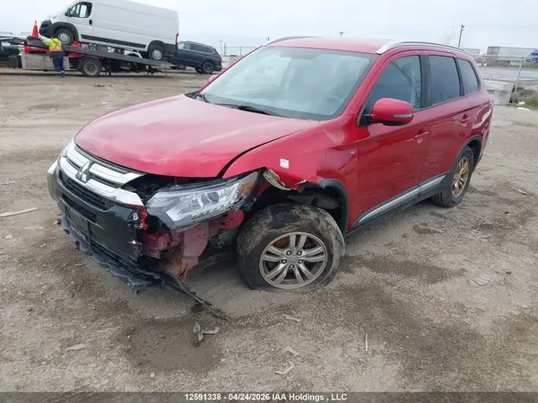 JA4JZ3AX9HZ608589 2017 MITSUBISHI OUTLANDER - Image 2
