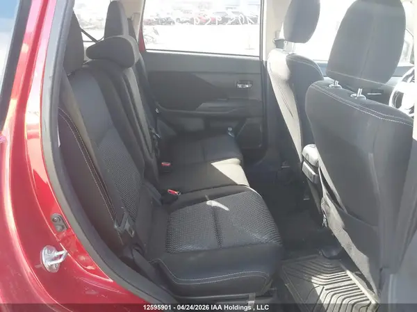 JA4JZ3AX9HZ609886 2017 MITSUBISHI OUTLANDER - Image 8