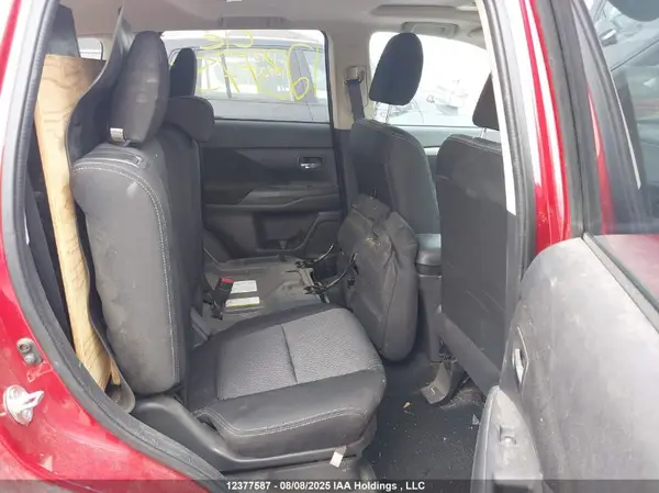 JA4JZ3AXXHZ600226 2017 MITSUBISHI OUTLANDER - Image 8